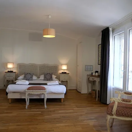 De L'amphitheatre Nîmes