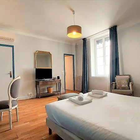 De L'amphitheatre Hotel 3*