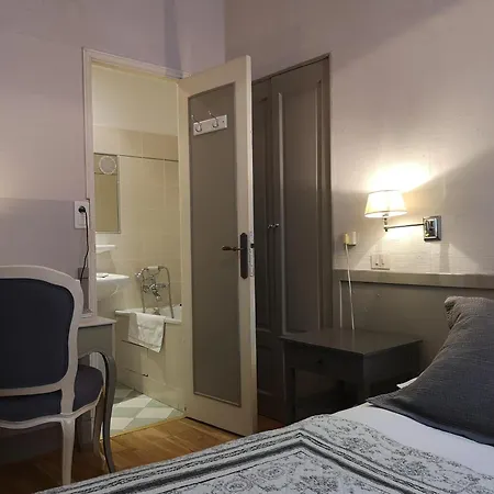 Hôtel De L'Amphithéâtre Hotel