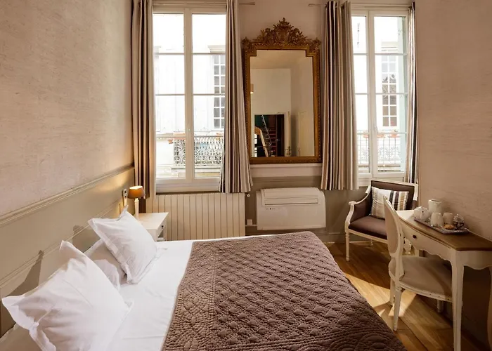 Hôtel De L'Amphithéâtre Hotel 3*