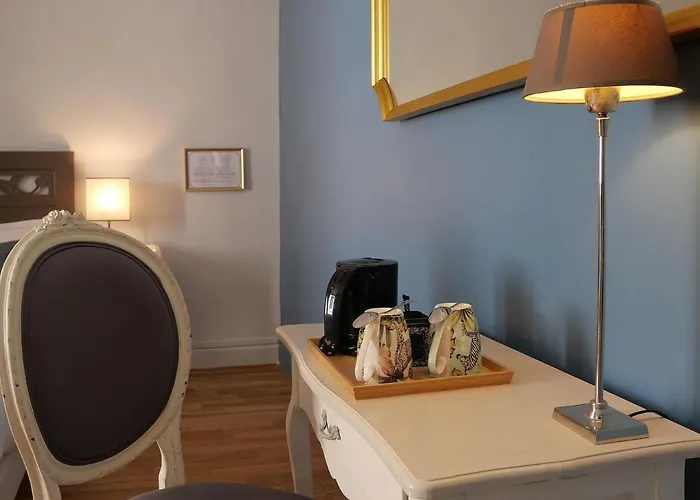 Hotel L'Amphitheatre Νιμ