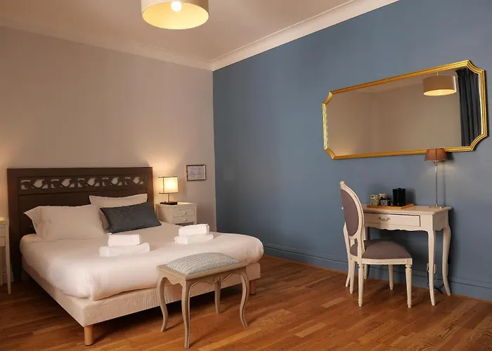 Hôtel De L'Amphithéâtre 3*