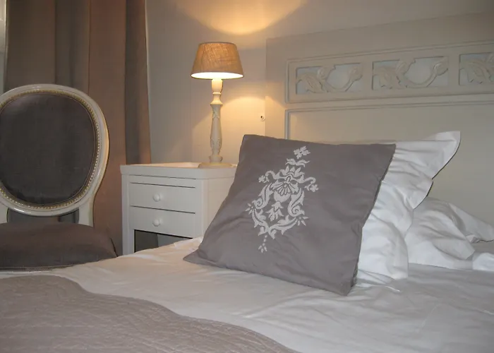 Hotel L'Amphitheatre 3*