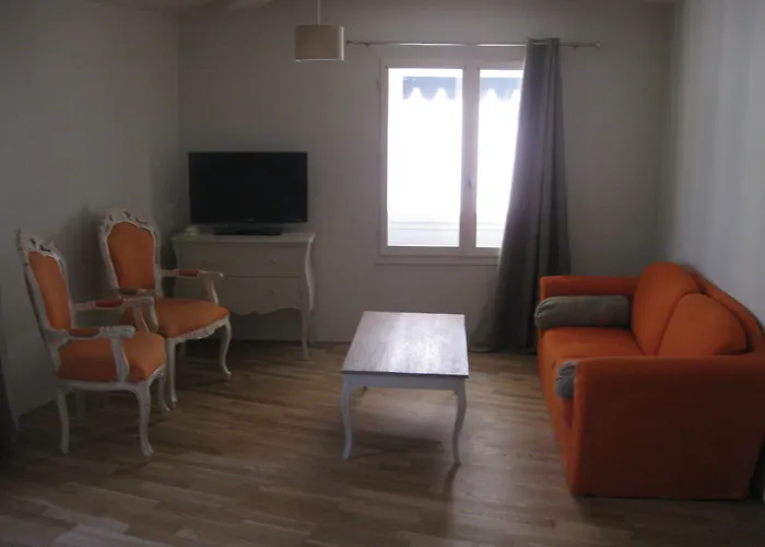 Hotel L'Amphitheatre Ξενοδοχείο 3*