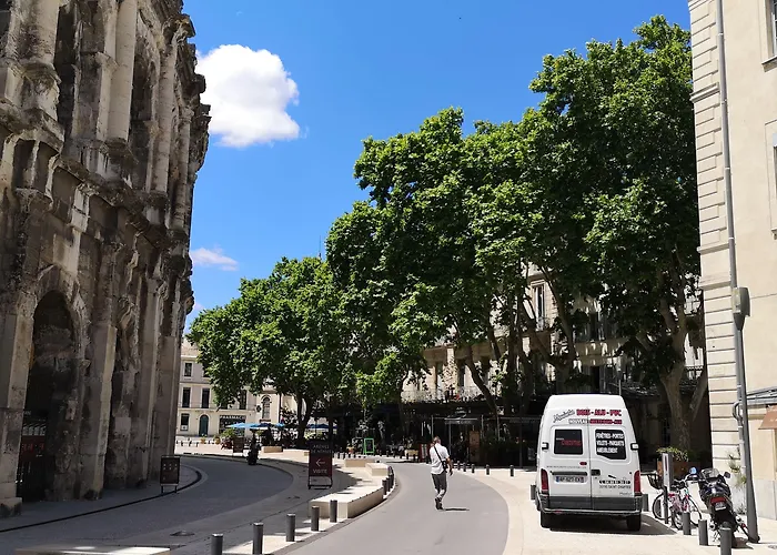Hôtel De L'Amphithéâtre Hotel