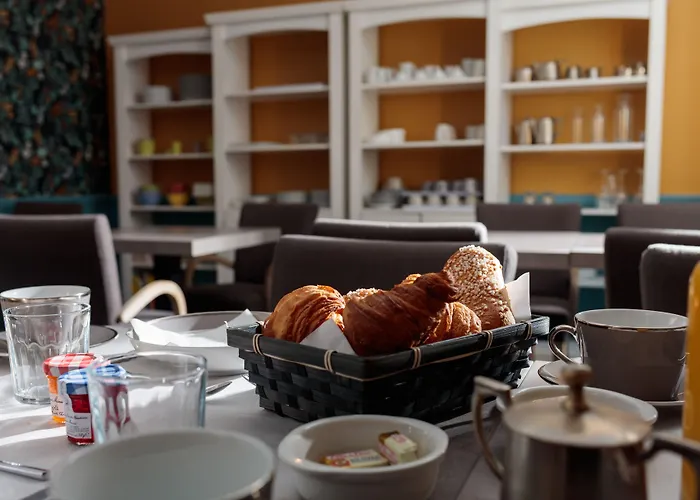 Hôtel De L'Amphithéâtre Hotel 3*