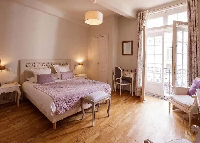 Hôtel De L'Amphithéâtre 3* Nîmes