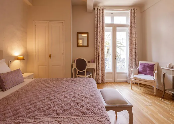 Hôtel De L'Amphithéâtre Hotel 3*